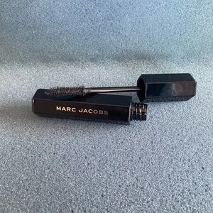 Marc Jacobs Velvet Noir Major Volume Mascara